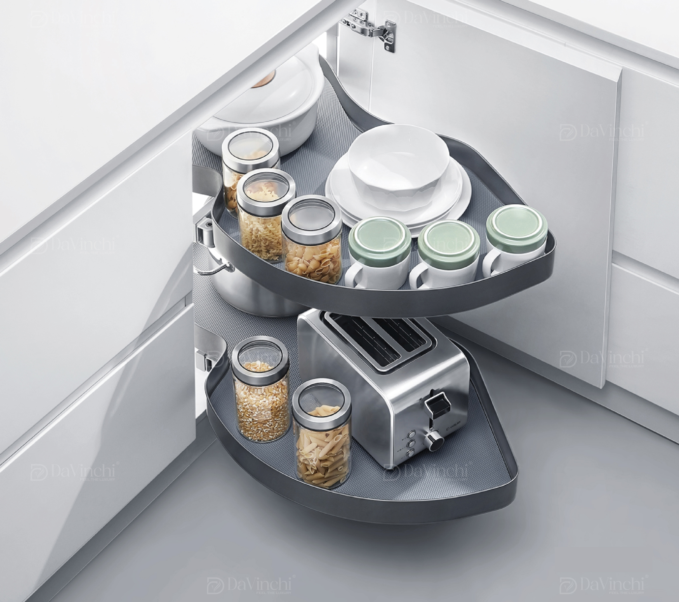 Titanium-Swing-Corner